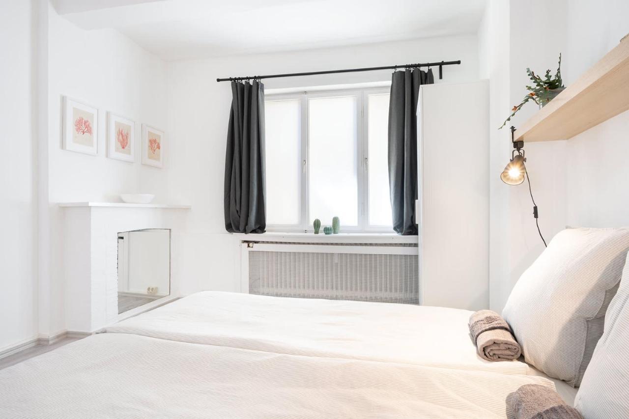 2 Bedroom Top Floor Apartment Direct On Marienplatz München Exterior foto